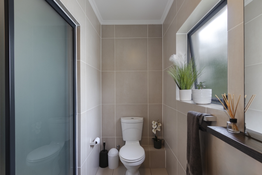 To Let 3 Bedroom Property for Rent in De Velde Western Cape